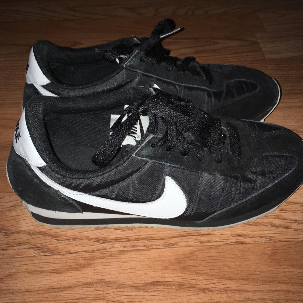 Women’s size 7 1/2 Nike Sneakers